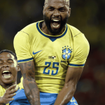 Ancelotti escala 2 times e seleção se despede com goleada sobre Panamá