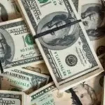 Dólar registra alta no último pregão, cotado a R$ 4,96