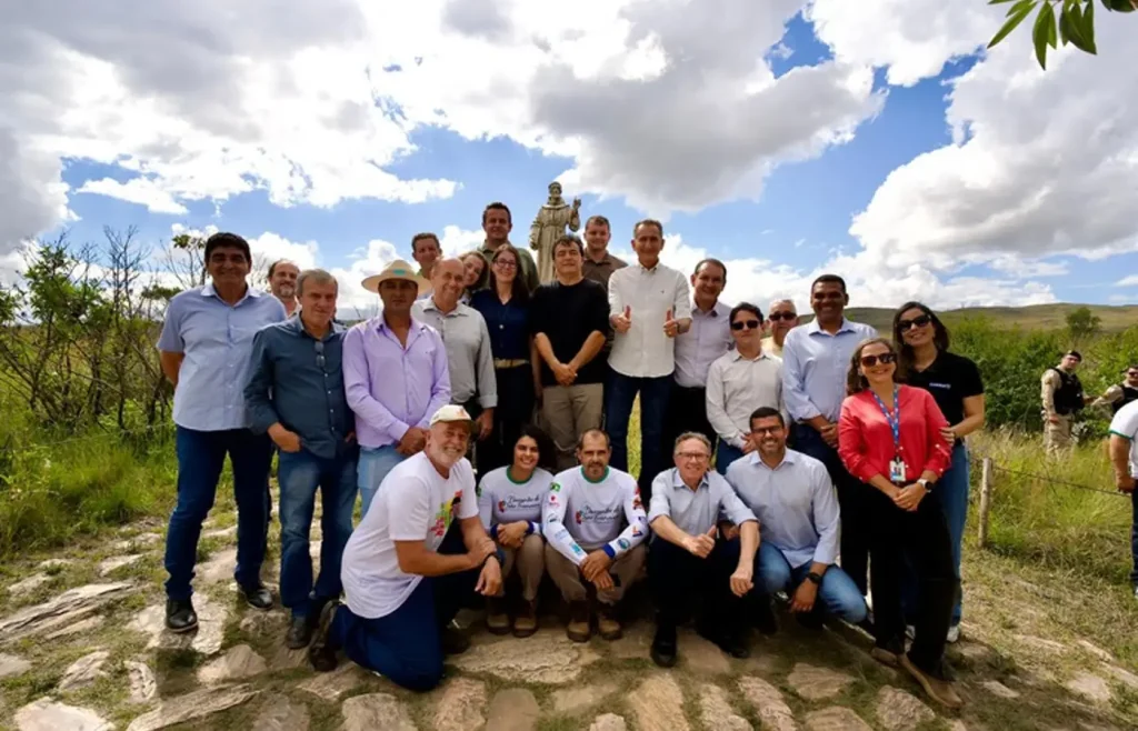 Ministro visita nascente do Velho Chico e reforça ações de segurança hídrica e revitalização ambiental