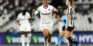 Fluminense domina, vence e complica Botafogo no Brasileirão Feminino