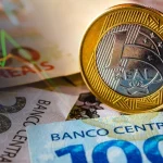 Mercado mantém projeções para inflação, juros, PIB e dólar em 2026