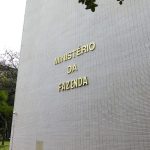 Governo reduz projeção do PIB para 2% em 2026 e 2,3% em 2027